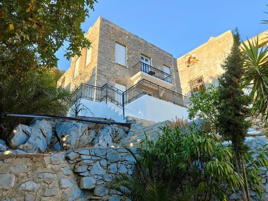 Maison Avec Terrasses Et Vues Symi Bagian luar foto