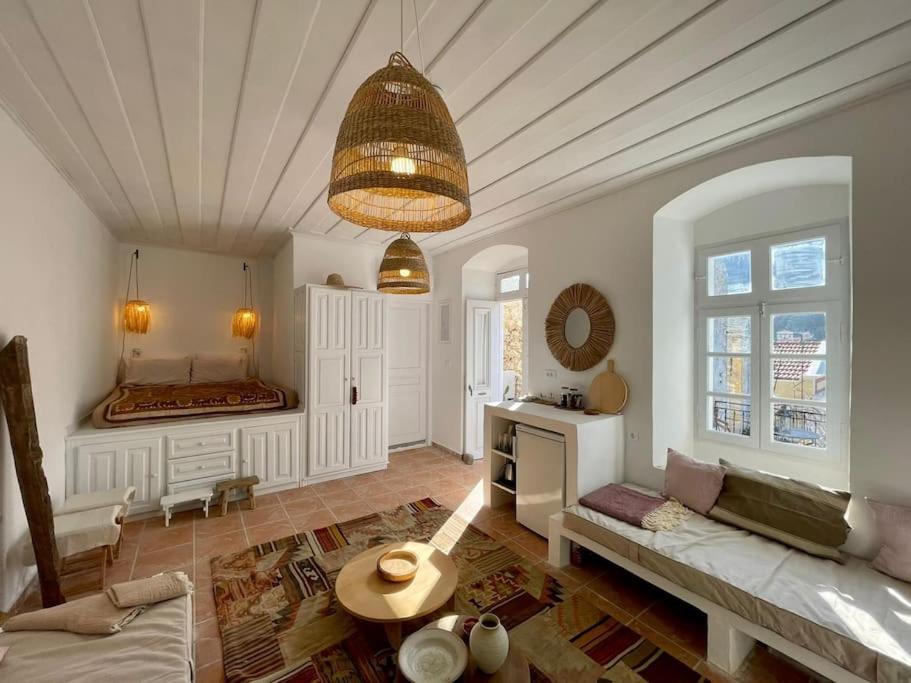 Maison Avec Terrasses Et Vues Symi Bagian luar foto